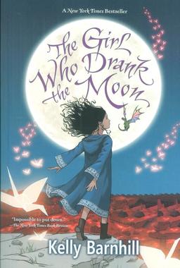 عکس THE GIRL WHO DRANK THE MOON:دختری که ماه را نوشید (زبان اصلی، انگلیسی)